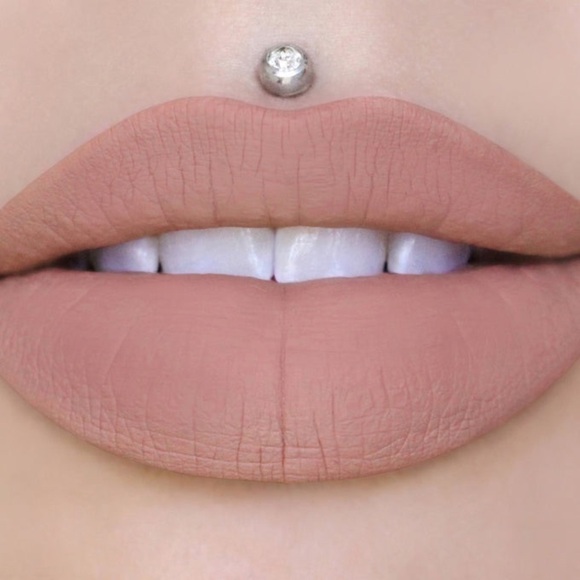 Jeffree Star Cosmetics Velour Liquid Lipstick - Mannequin (Pale Nude) - NWB - Picture 1 of 6